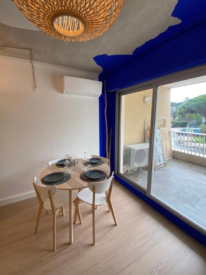 Santorini Hyerois Apartment อิแยร์ ภายนอก รูปภาพ